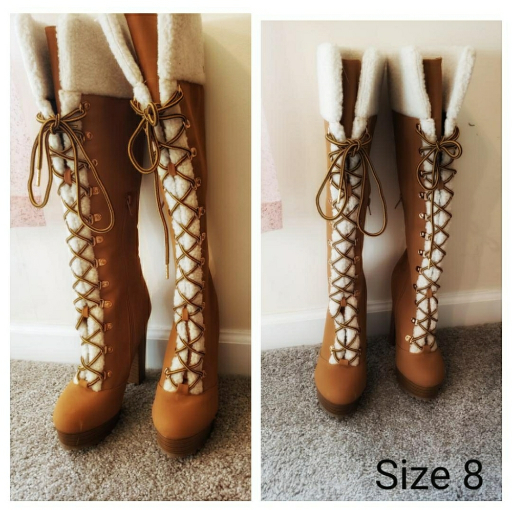 Size 8.5 Never worn winter boots